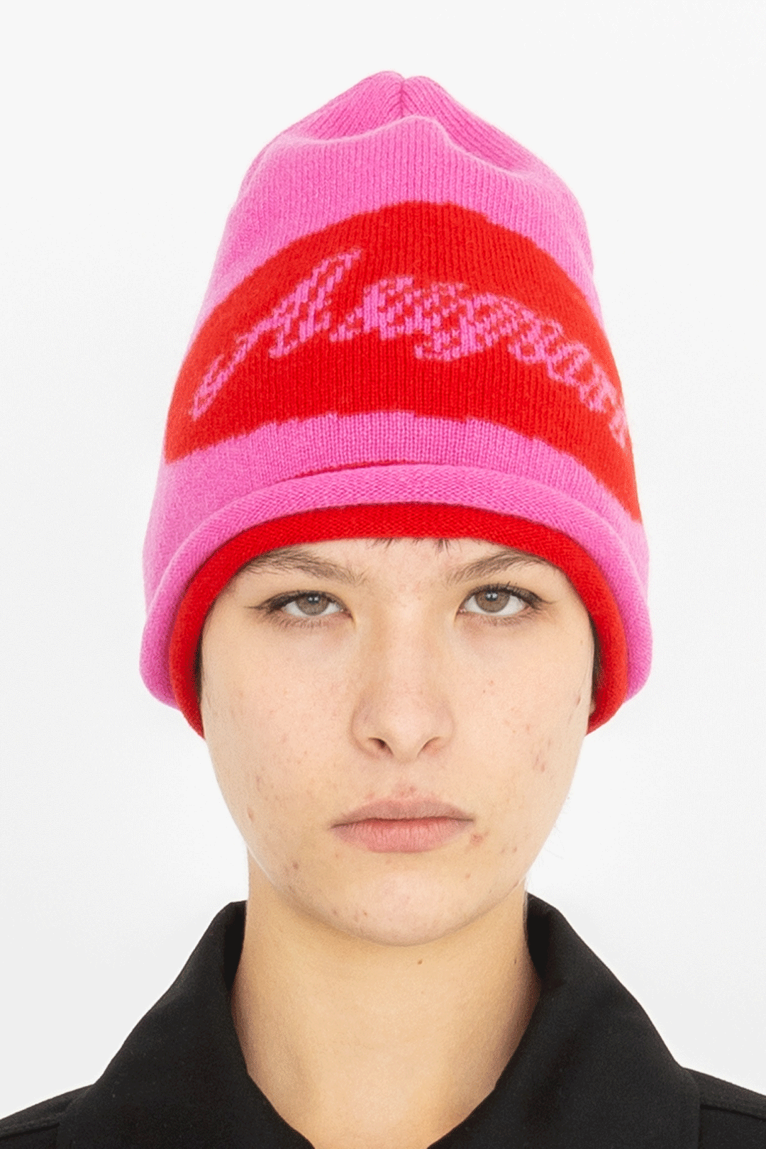 auguri beanie hat magenta