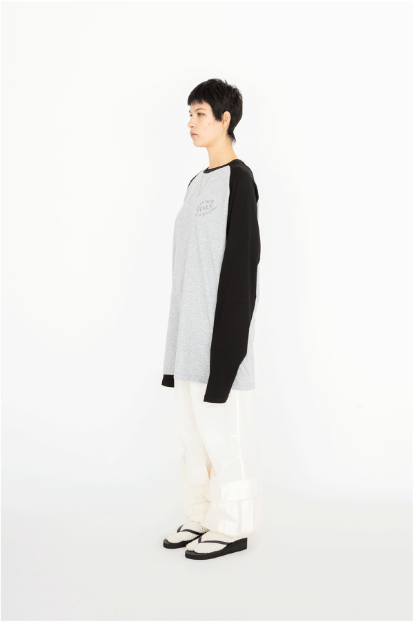 round neck elongated longsleeves grey black