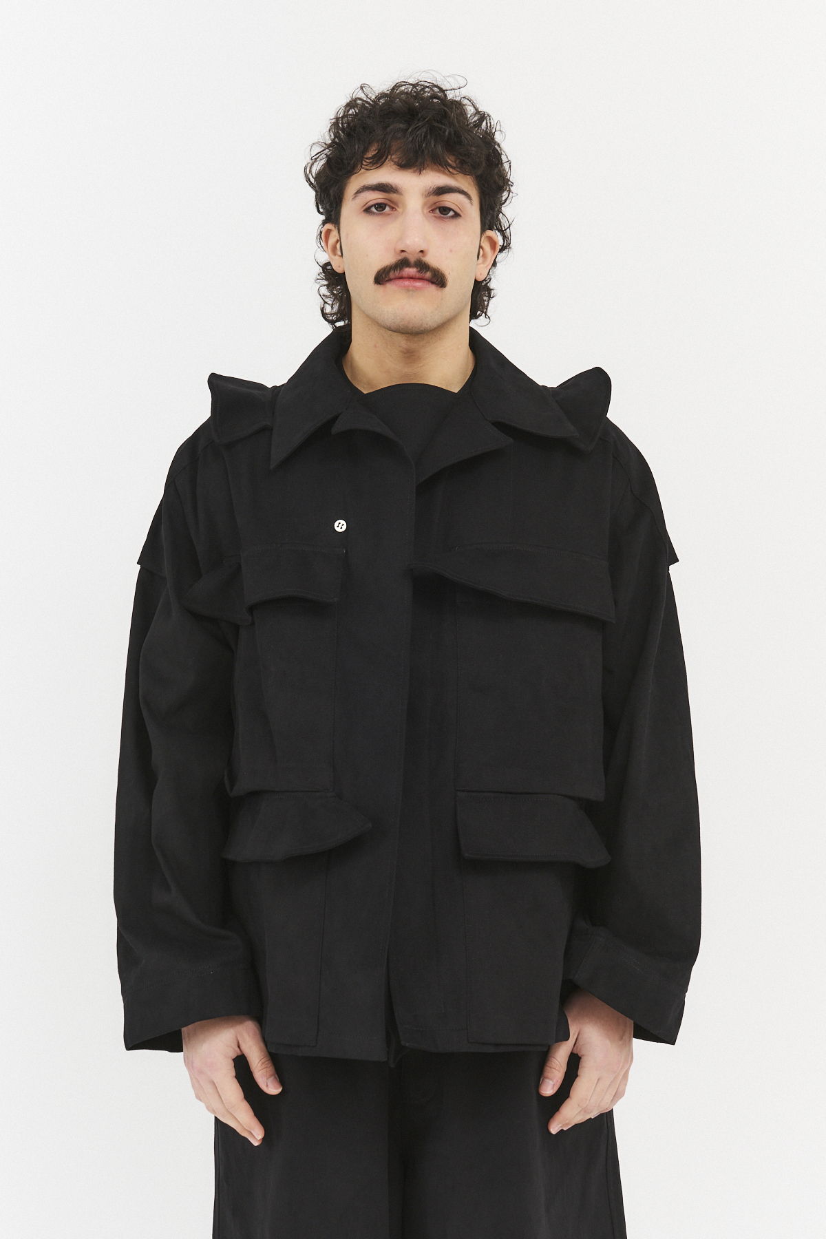 wave pocket jacket black