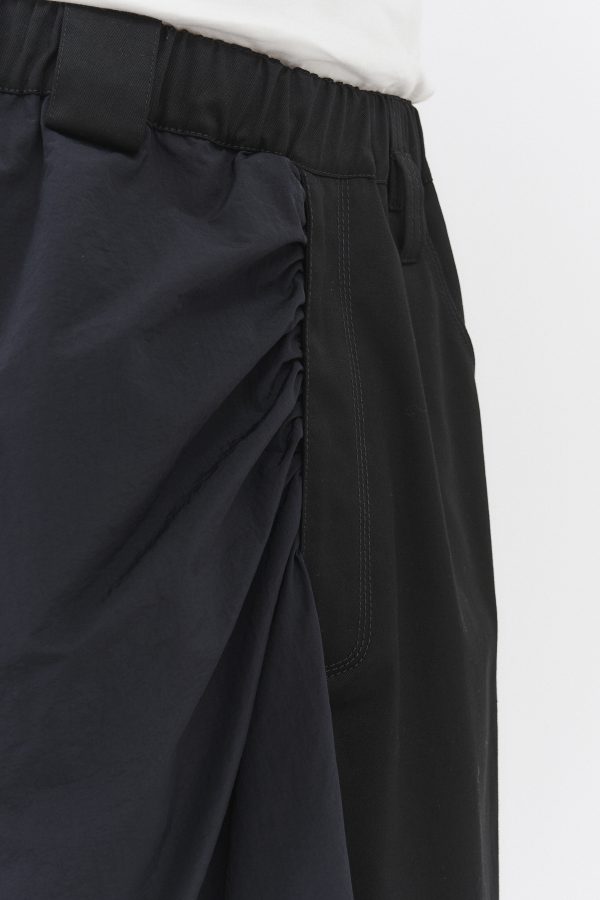 half wide shorts black