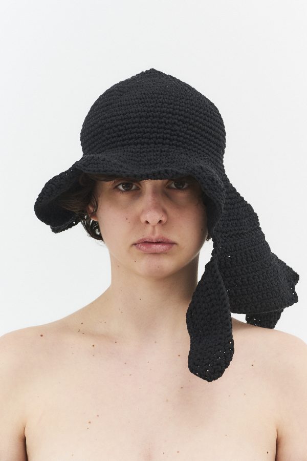 hand-crocheted flower bucket hat black